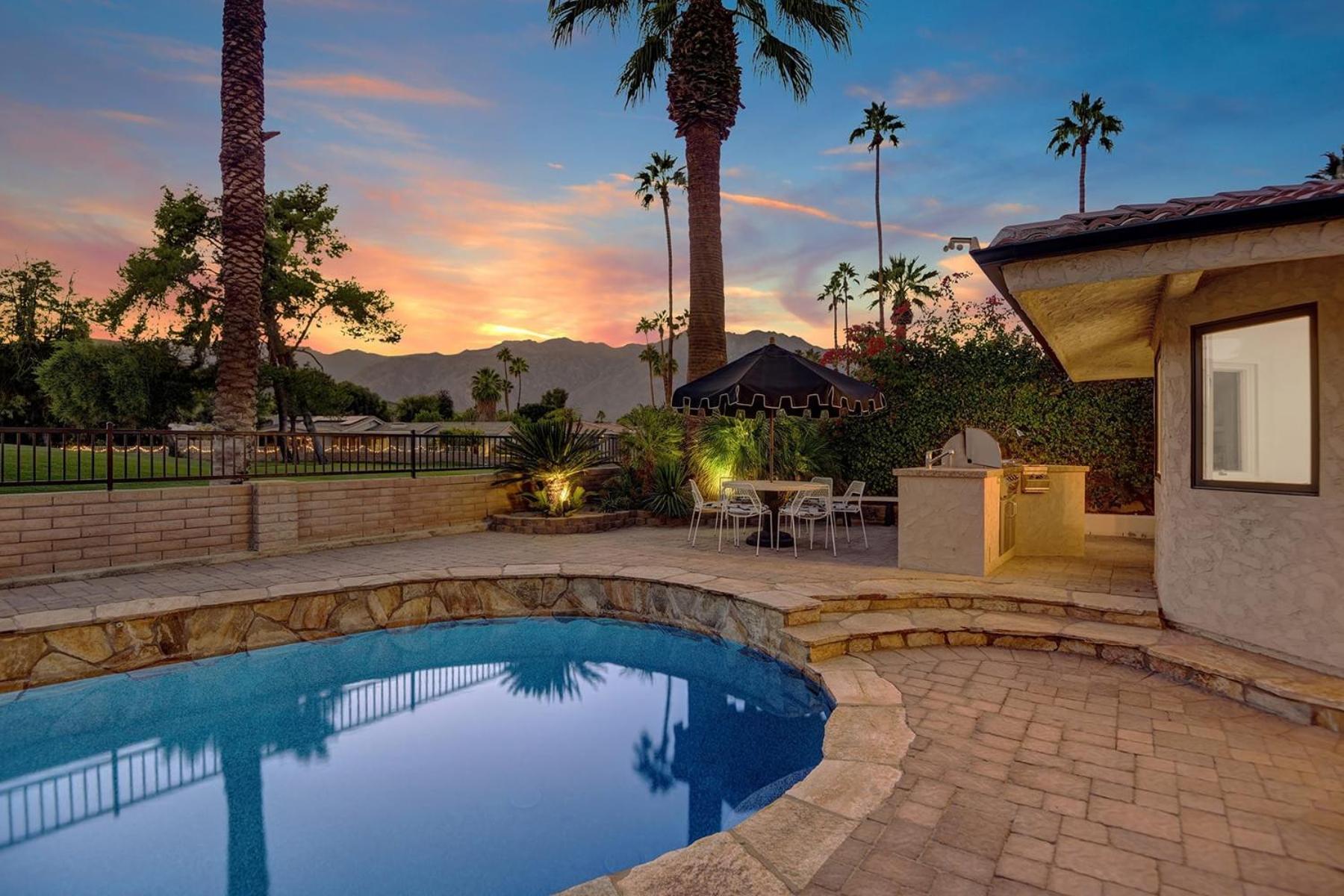 Our Poolside Desert Nirvana Palm Springs Exterior photo